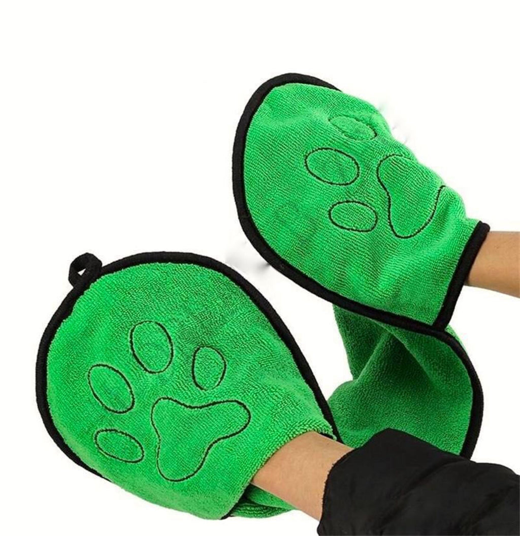 DryPets: Dog Bath Towel Double Pocket Design